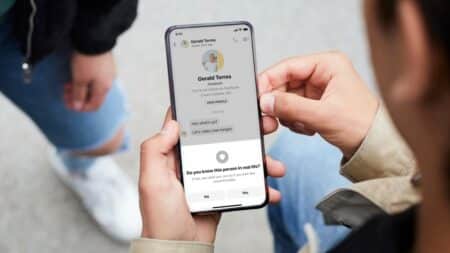 Facebook: Νέα εργαλεία για την προστασία των εφήβων και του απορρήτου τους