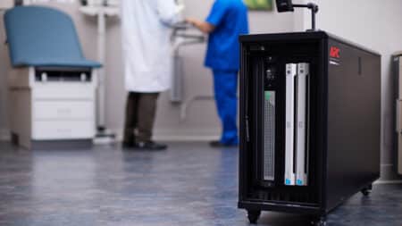 Schneider Electric APC Smart-UPS Ultra: Το πιο μικρό και ελαφρύ μονοφασικό UPS 3kW & 5kW