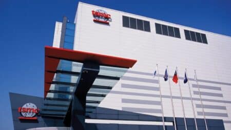 Η TSMC μειώνει τις παραγγελίες σε προμηθευτές έως και 50% λόγω φόβων για χαμηλότερη ζήτηση τσιπ