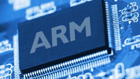 Η ARM αρνείται να πουλήσει προηγμένα μικροτσίπ στην κινεζική Alibaba