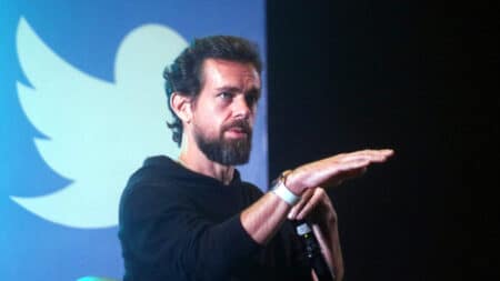 Jack Dorsey: Προσφέρει με 1 εκατ. δολάρια ετησίως στην εφαρμογή Signal