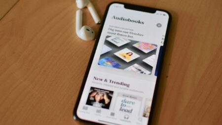 H Apple Books λανσάρει ηχητικά βιβλία με αφήγηση AI