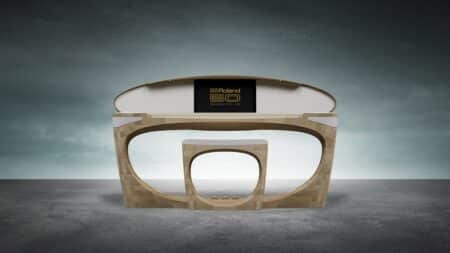 CES 2023: H Roland παρουσίασε concept πιάνο με ιπτάμενα ηχεία για την επέτειο των 50 χρόνων