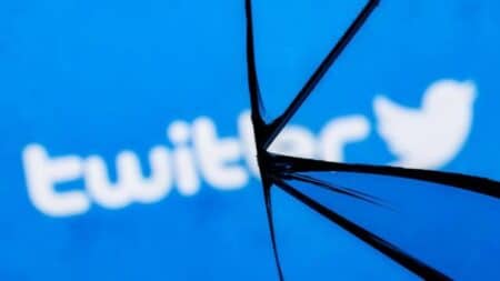 Το Twitter “μπλοκάρει” τρίτες εφαρμογές όπως το Tweetbot και το Twitterrific