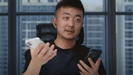 Ο Carl Pei αξιολογεί το OnePlus 11 και το συγκρίνει με το Nothing Phone (1)