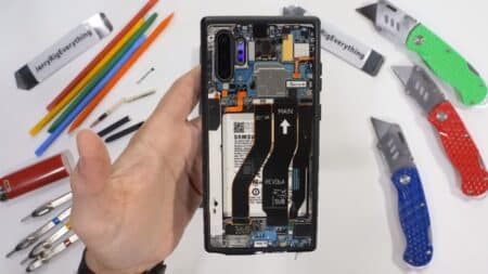 Samsung Galaxy S23 Ultra: Υποβάλλεται σε ακόμα ένα τεστ αντοχής