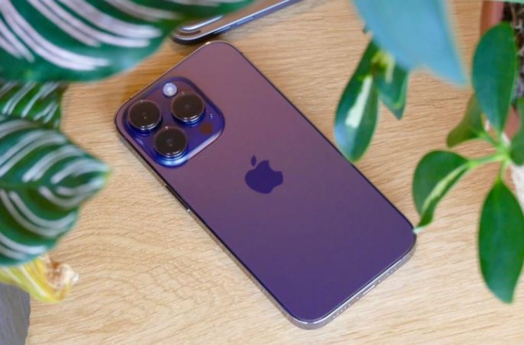 iphone 14 pro, iPhone 14 Pro: Έρευνα δείχνει πως οι χρήστες αγαπούν τη Deep Purple απόχρωση