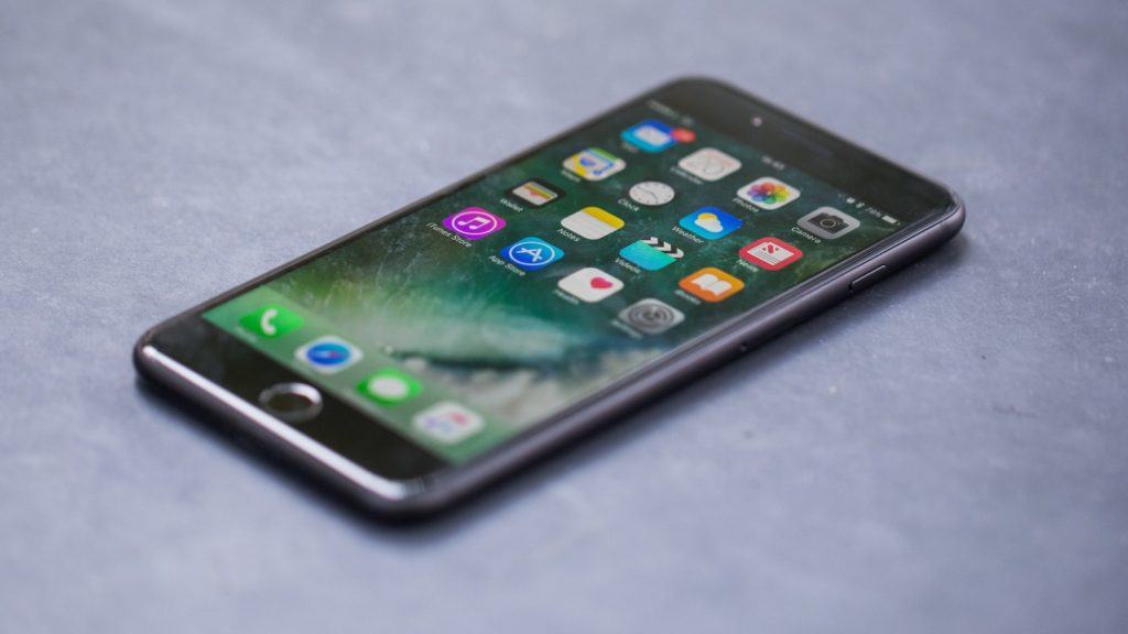 iphone, Προειδοποιήσεις ότι εκατομμύρια iPhone σύντομα δεν θα λειτουργούν σωστά