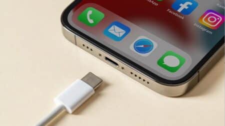 iPhone 15: To USB-C καλώδιο ίσως είναι 50% μακρύτερο