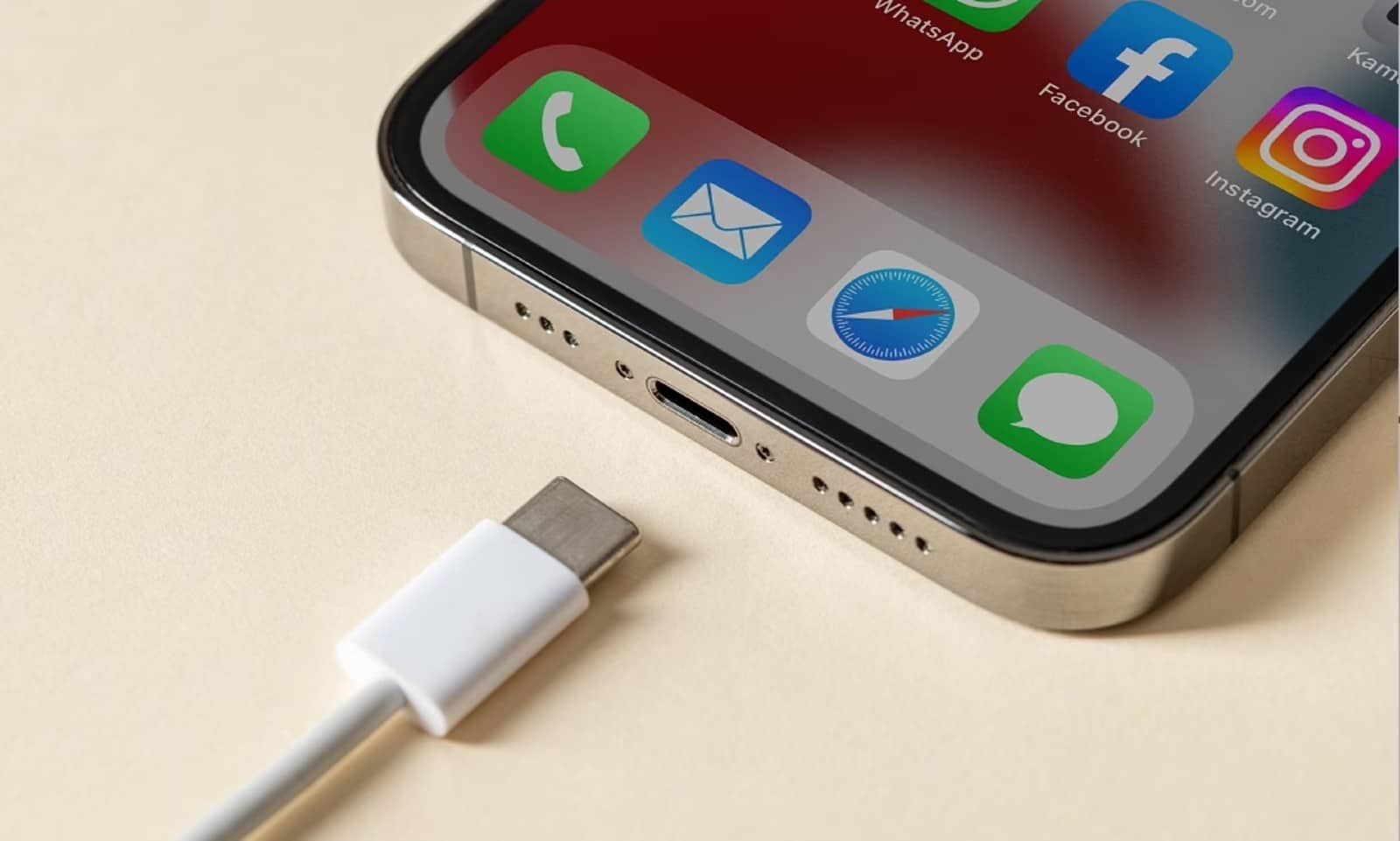 iphone 15 usb-c, iPhone 15: To USB-C μπορεί να δελεάσει τους χρήστες Android, λέει έρευνα