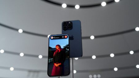 iPhone 15: Μειώνονται τα περιθώρια κέρδους της Apple
