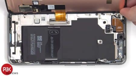 Google Pixel 8: Κυκλοφόρησε κιόλας βίντεο αποσυναρμολόγησης