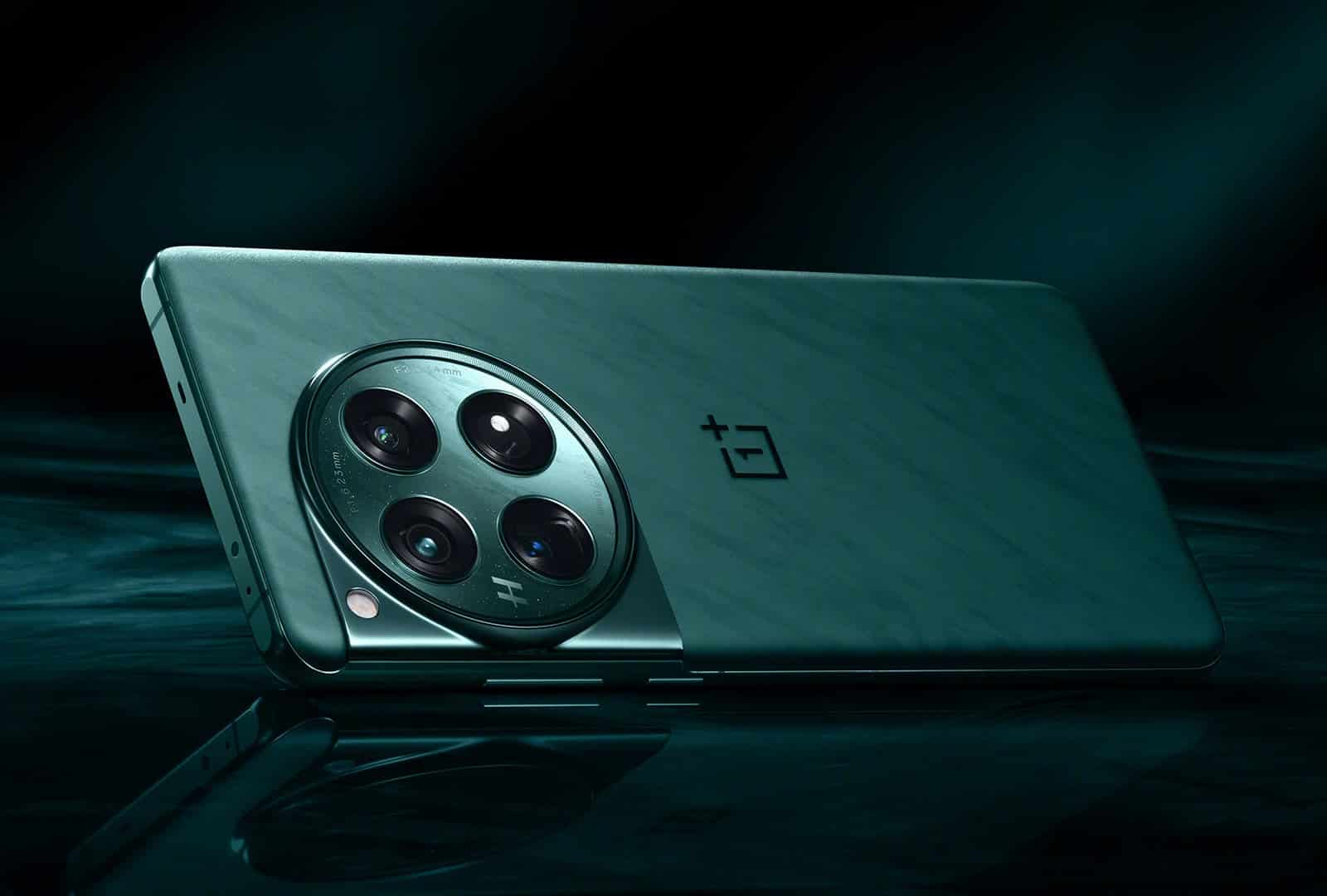 OnePlus 12, OnePlus 12: Οι πρώτες επίσημες εικόνες του smartphone