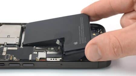 Apple: Ετοιμάζει προσαρμοσμένες μπαταρίες για το 2025;