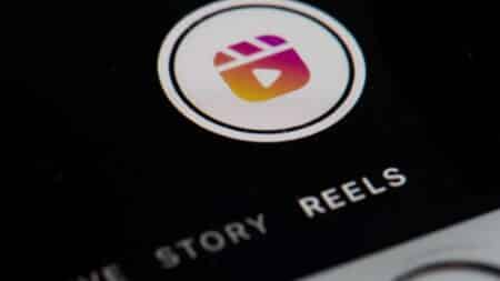 Instagram: Θα μπορείτε να κατεβάζετε τα δημόσια Reels