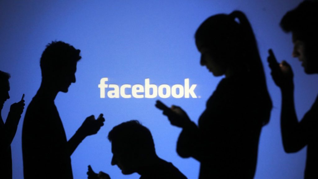 Facebook, Το Facebook γίνεται 20 χρονών και λέει “σ’ αγαπώ μπαμπά” στον Zuckerberg
