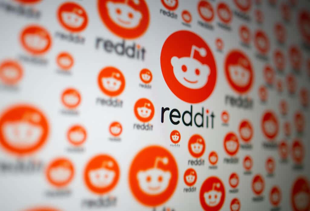 Google AI Reddit, H Google θα εκπαιδεύει τα μοντέλα τεχνητής νοημοσύνης με δεδομένα χρηστών του Reddit
