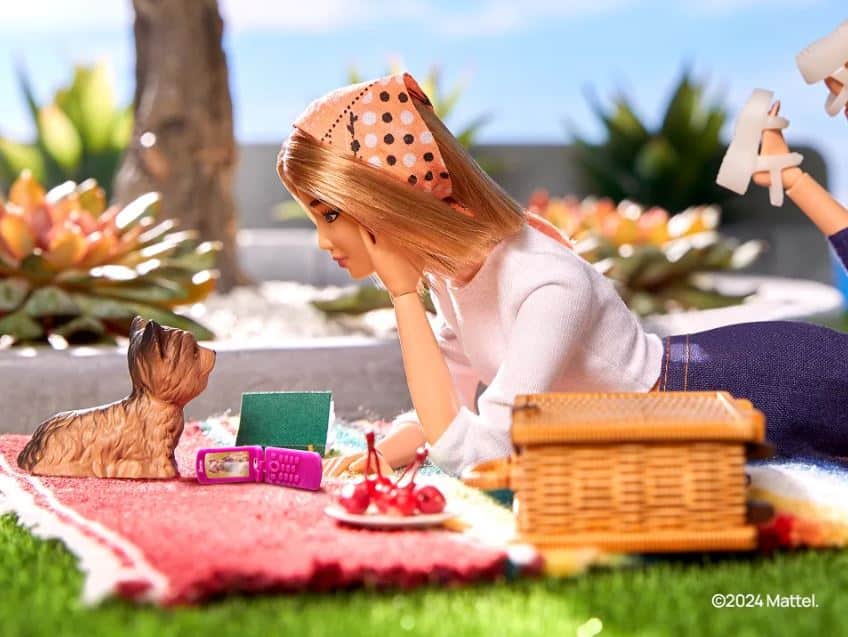 HMD Barbie flip phone, H HMD θα φέρει το Barbie flip phone αυτό το καλοκαίρι &#8211; Ροζ, λαμπερό και όχι smartphone