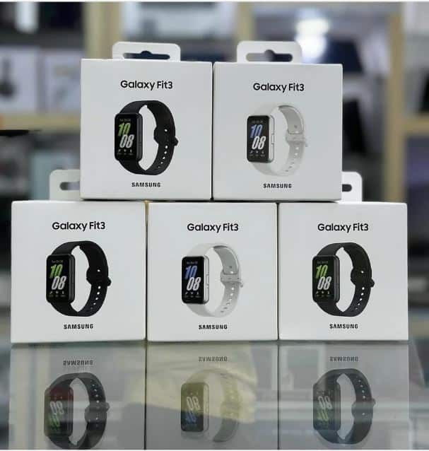 Samsung Galaxy Fit 3, Samsung Galaxy Fit 3: Εντοπίστηκε σε κατάστημα και μάθαμε την τιμή