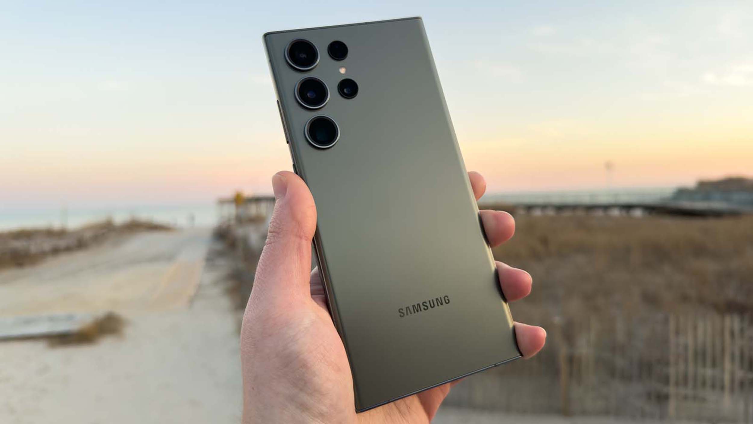 Samsung Galaxy S23 Ultra, Samsung Galaxy S23 Ultra: Έχασε σε αγώνα φωτογραφίας από Galaxy του 2020