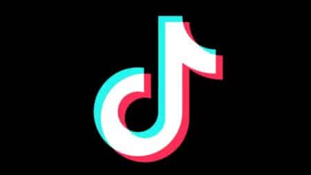 TikTok: Κυκλοφορεί ομαδικές συνομιλίες για έως και 32 άτομα