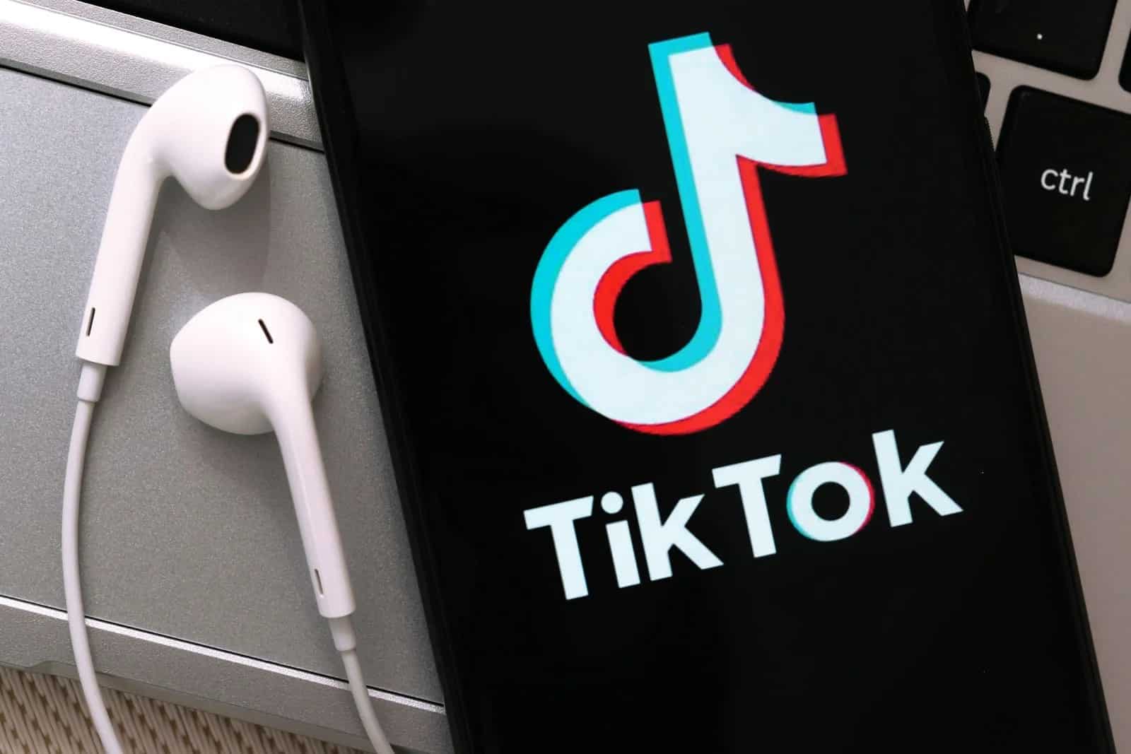 TikTok, TikTok: Θα βάζει υδατογράφημα στα βίντεο που δημιουργούνται με τεχνητή νοημοσύνη