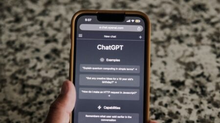 Apple – iOS 18: Στην τελική ευθεία οι συνομιλίες με την OpenAI για την ενσωμάτωση του ChatGPT