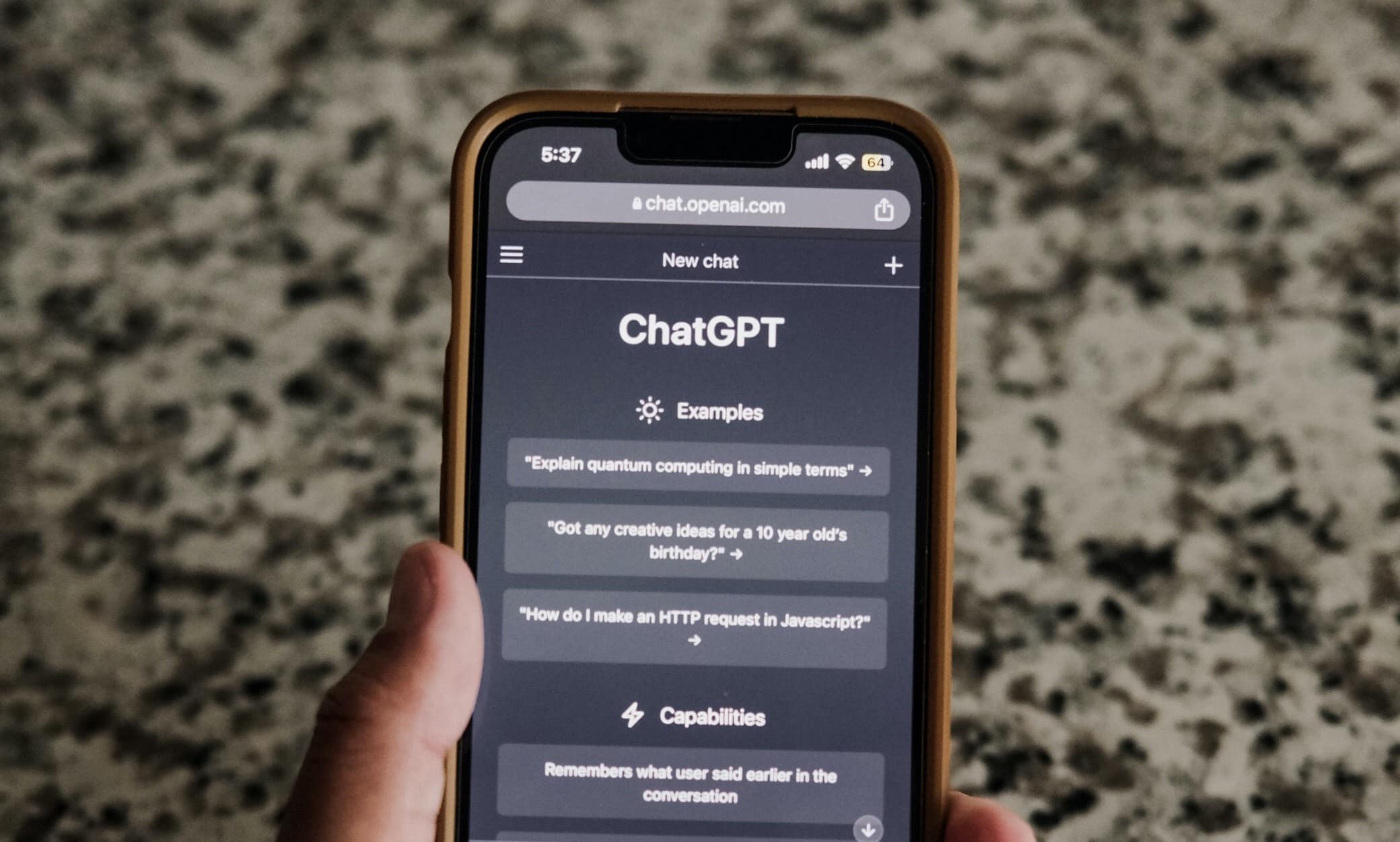iOS 18 ChatGPT, Apple &#8211; iOS 18: Στην τελική ευθεία οι συνομιλίες με την OpenAI για την ενσωμάτωση του ChatGPT