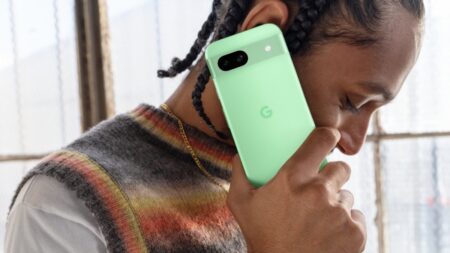 Google Pixel 8a: Επίσημο με τιμή από 549 ευρώ