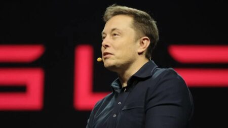 iOS 18: Ο Elon Musk απειλεί να απαγορεύσει τις συσκευές Apple επειδή ενσωματώνουν το ChatGPT