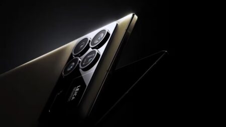 Μετά τη Huawei και η Xiaomi ετοιμάζει τριπλά αναδιπλούμενο smartphone