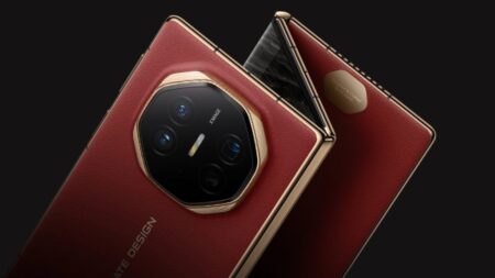 Huawei Mate XT: Φήμες ότι πουλήθηκαν ήδη πάνω από 400 χιλιάδες μονάδες