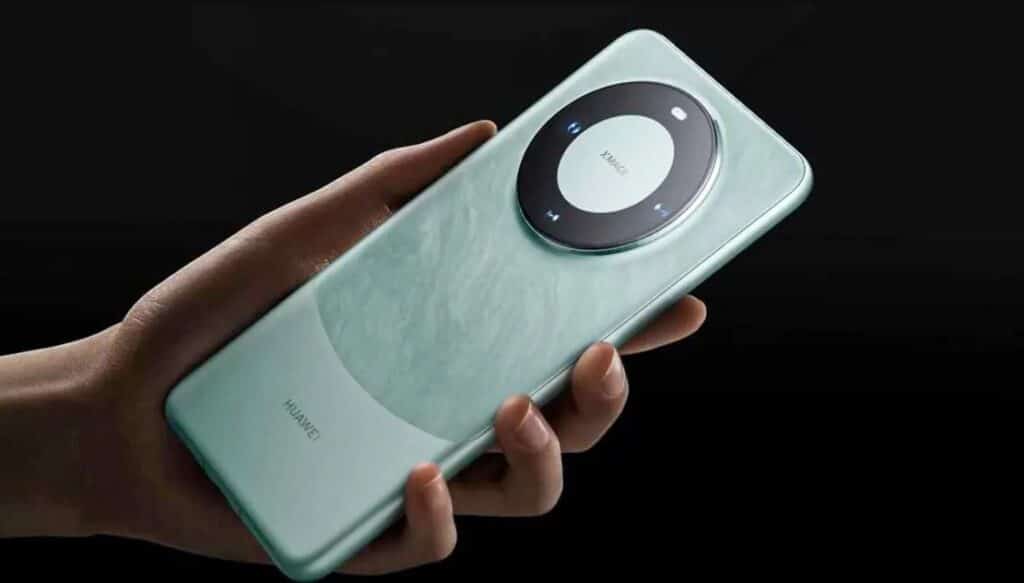 Huawei Mate 70 Pro+, Huawei Mate 70 Pro+: O CEO έδειξε σε βίντεο το επερχόμενο smartphone