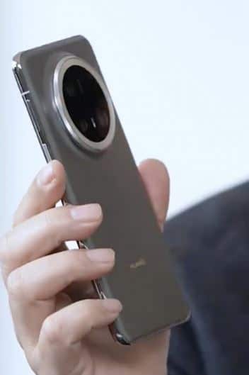 Huawei Mate 70 Pro+, Huawei Mate 70 Pro+: O CEO έδειξε σε βίντεο το επερχόμενο smartphone