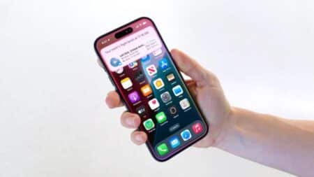 Αποκαλύφθηκε το χάος στην Apple πίσω από την αποτυχία της αναβάθμισης του Siri