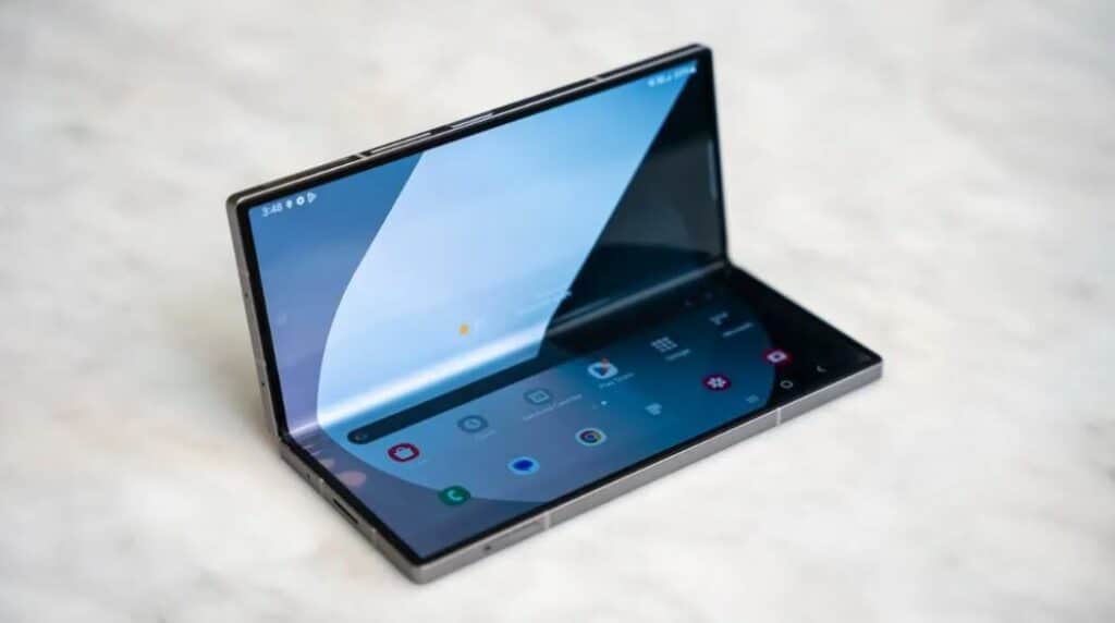 Samsung Galaxy Z Fold7, Samsung Galaxy Z Fold7: Nέες φήμες θέλουν να είναι το πιο λεπτό foldable στον κόσμο