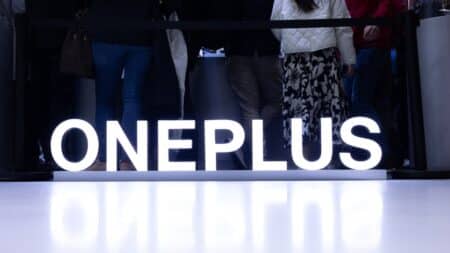 OnePlus 15: Θα έχει τη μεγαλύτερη μπαταρία από όλες τις ναυαρχίδες της αγοράς