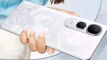 vivo Y400 Pro: Επίσημο με κυρτή οθόνη 120Hz και μπροστινή κάμερα με δυνατότητα 4K