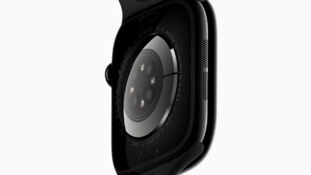 H Apple κατηγορεί πρώην υπάλληλό της ότι μοιράστηκε μυστικά του Apple Watch με την Oppo