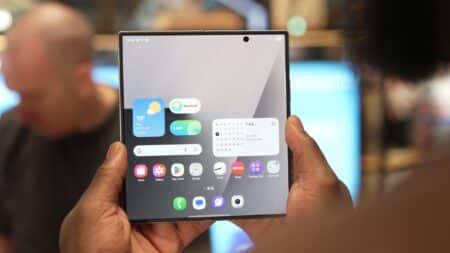 Samsung Galaxy Z Fold8: Νέες διαρροές αποκαλύπτουν στοιχεία για την οθόνη και την μπαταρία του