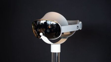 Η Samsung λανσάρει το νέο Galaxy XR σετ μικτής πραγματικότητας στα $1.799