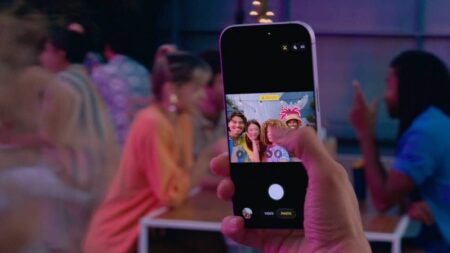 iPhone 18: Φήμες λένε ότι θα διαθέτει μπροστινές κάμερες 24MP