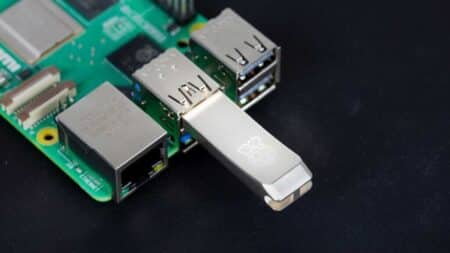 Η Raspberry Pi παρουσίασε δικά της USB 3.0 flash drives