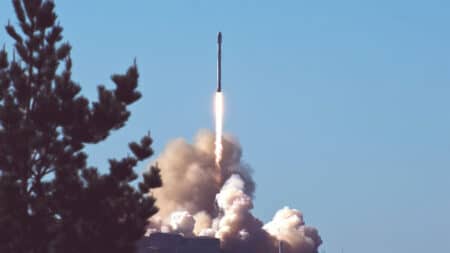 SpaceX: Χρόνος-ρεκόρ στην επαναλειτουργία εξέδρας εκτόξευσης στο Cape Canaveral