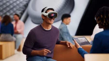 Apple Vision Pro: Συνεχίζει να δυσκολεύεται στην αποδοχή από το κοινό