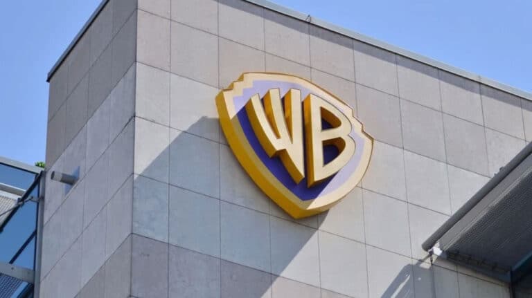 Paramount κατά Warner Bros. για συμφωνία περιεχομένου με το Netflix
