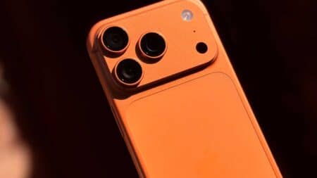 iPhone 17: Πωλήσεις-ρεκόρ στην Κίνα, ξεπερνά Xiaomi, Huawei, OPPO και Vivo