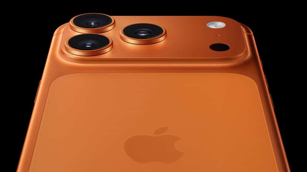 iPhone 17 Pro Max Artemis II