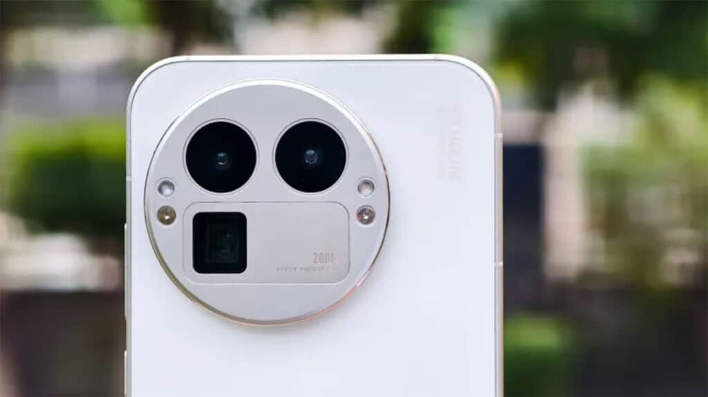 LoFiC &alpha;&iota;&sigma;&theta;&eta;&tau;ή&rho;&alpha;&sigmaf; &kappa;ά&mu;&epsilon;&rho;&alpha;&sigmaf;