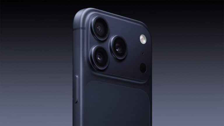 iPhone 17 Pro Max blue